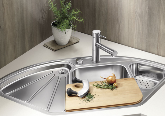 sink with rack